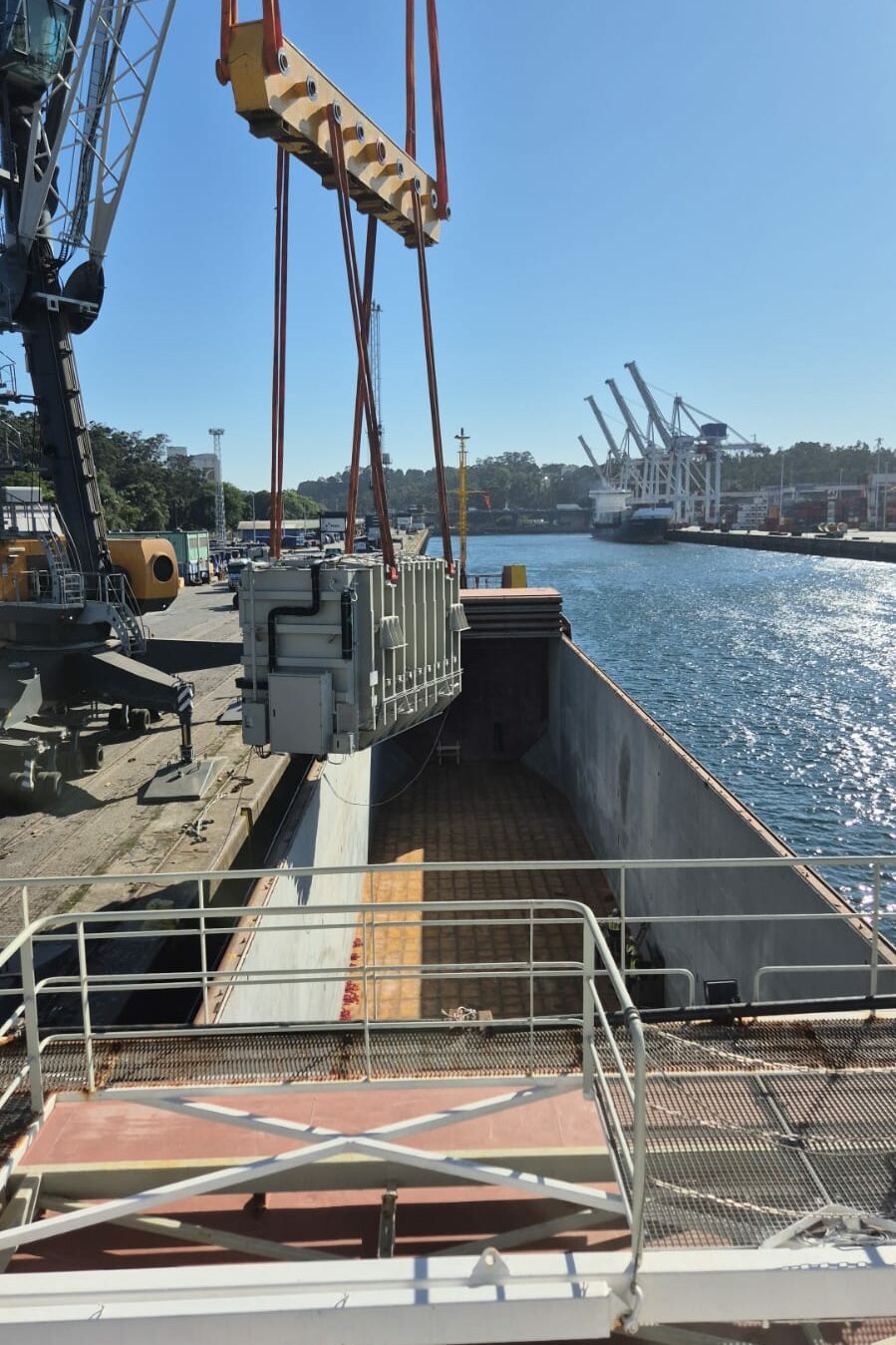 project-2 heavy transformers transport; 2 Locomotives from Spain to Finland